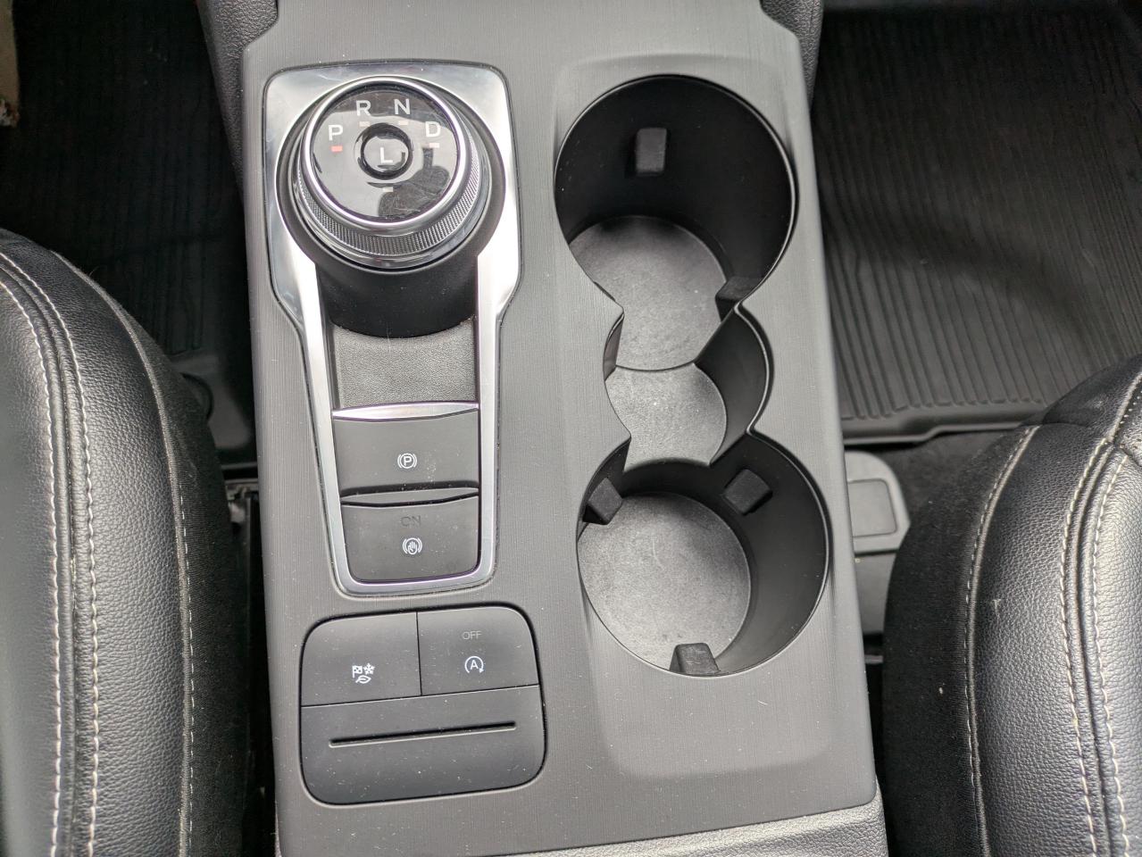 2022 Ford Escape SEL SEL AWD Photo