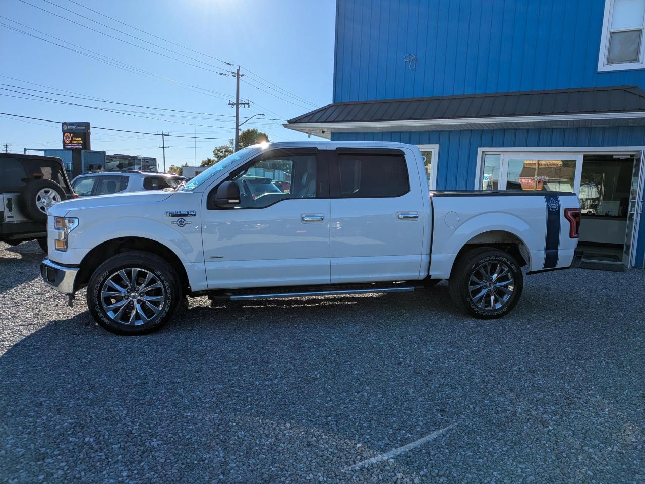 2017 Ford F-150 XLT Photo