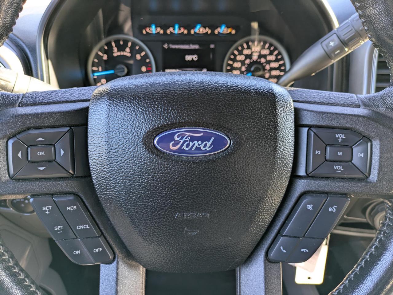 2017 Ford F-150 XLT XLT SUPERCREW 5.5-FT Photo