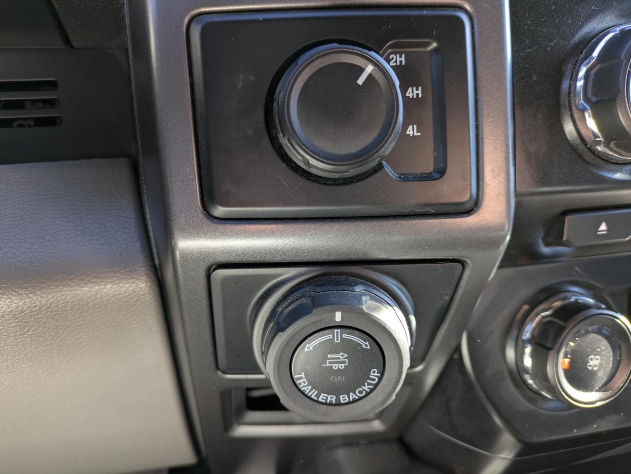 2017 Ford F-150 XLT XLT SUPERCREW 5.5-FT Photo