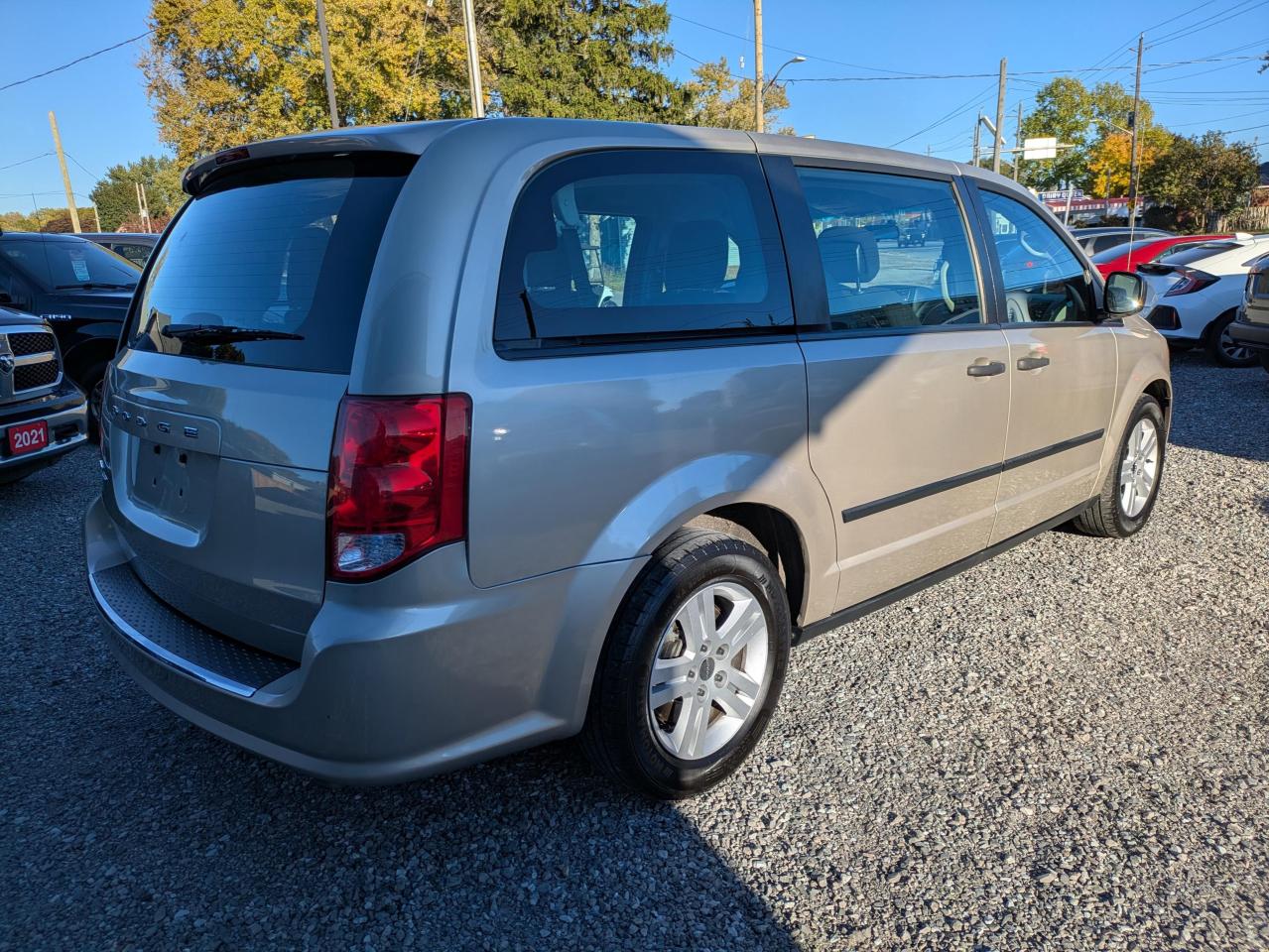 2014 Dodge Grand Caravan SE Photo