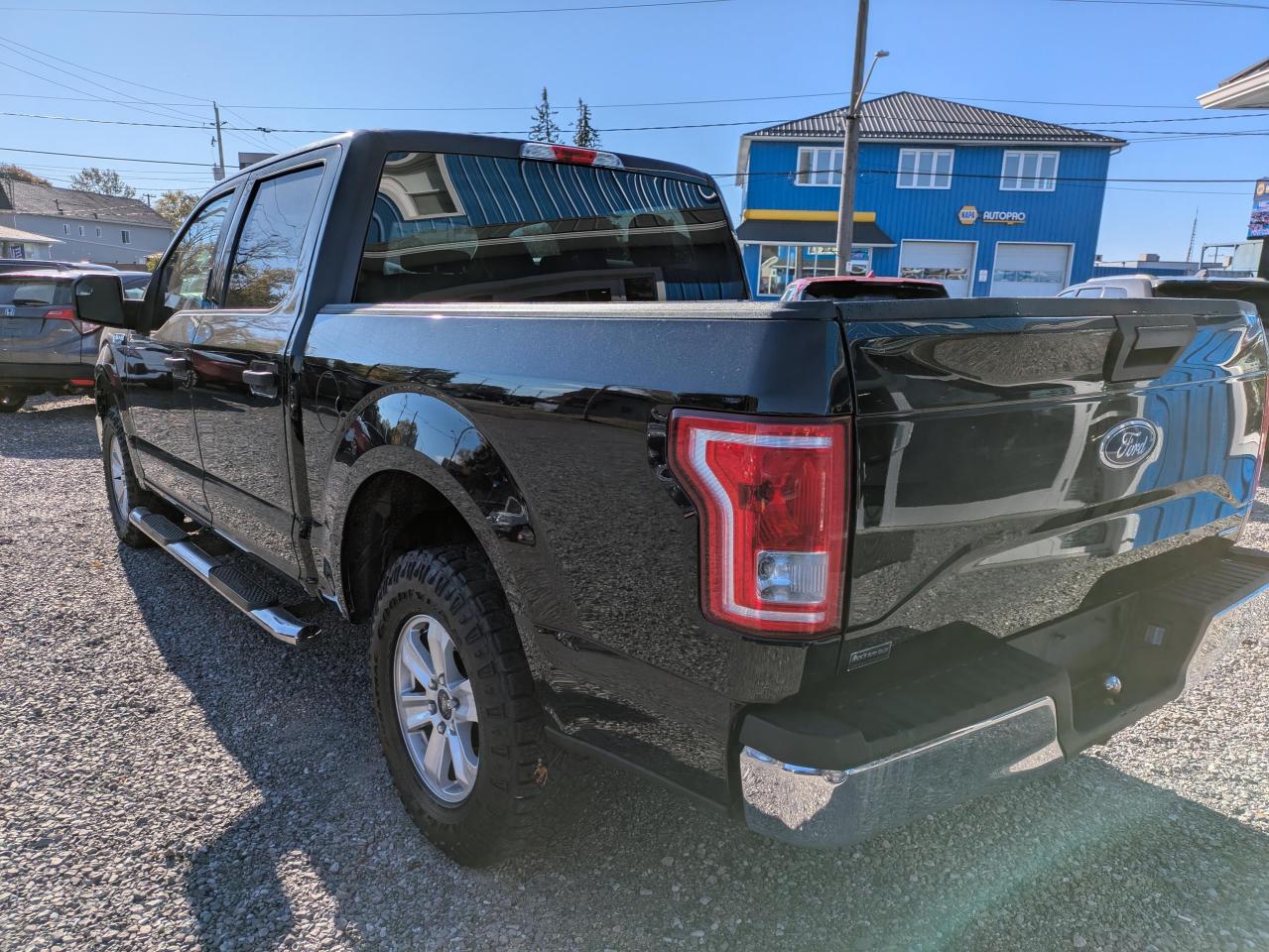 2016 Ford F-150 XLT XLT SUPERCREW 5.5-FT Photo