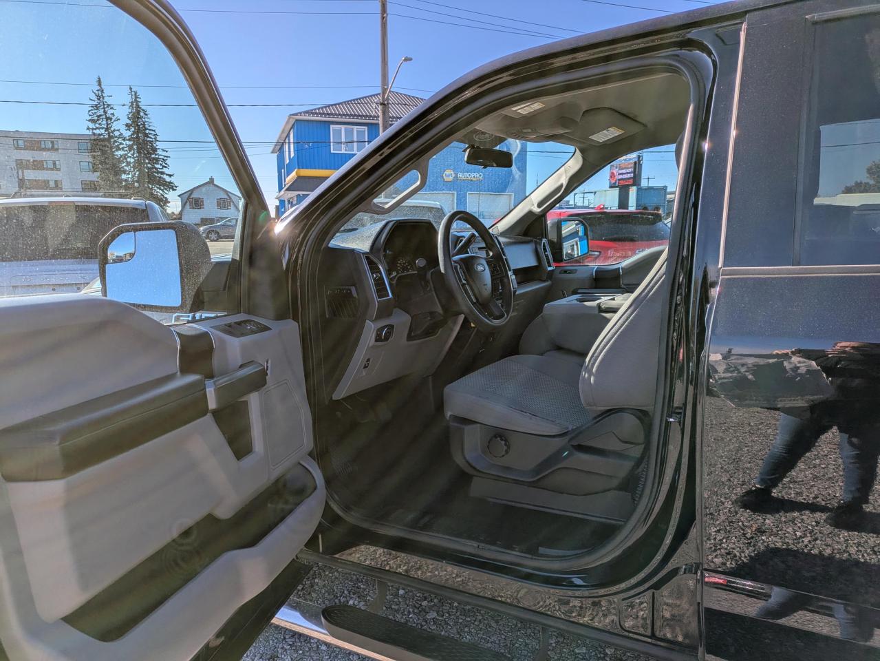 2016 Ford F-150 XLT XLT SUPERCREW 5.5-FT Photo