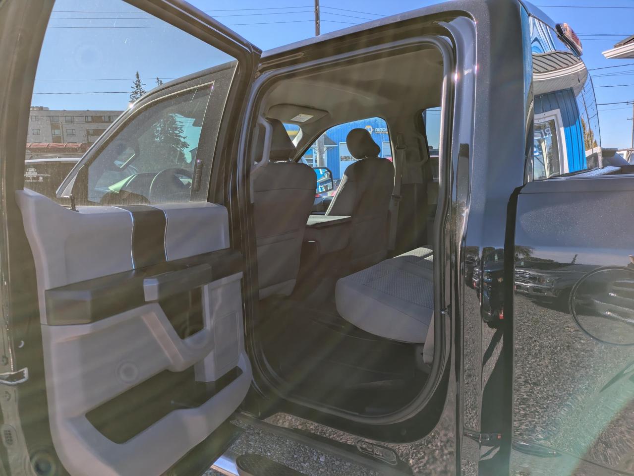 2016 Ford F-150 XLT XLT SUPERCREW 5.5-FT Photo