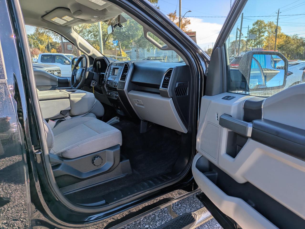 2016 Ford F-150 XLT XLT SUPERCREW 5.5-FT Photo