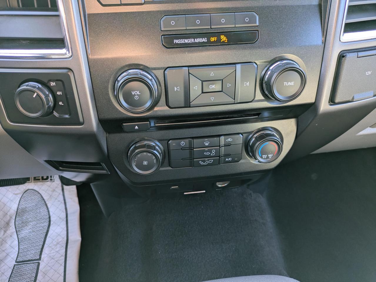 2016 Ford F-150 XLT XLT SUPERCREW 5.5-FT Photo