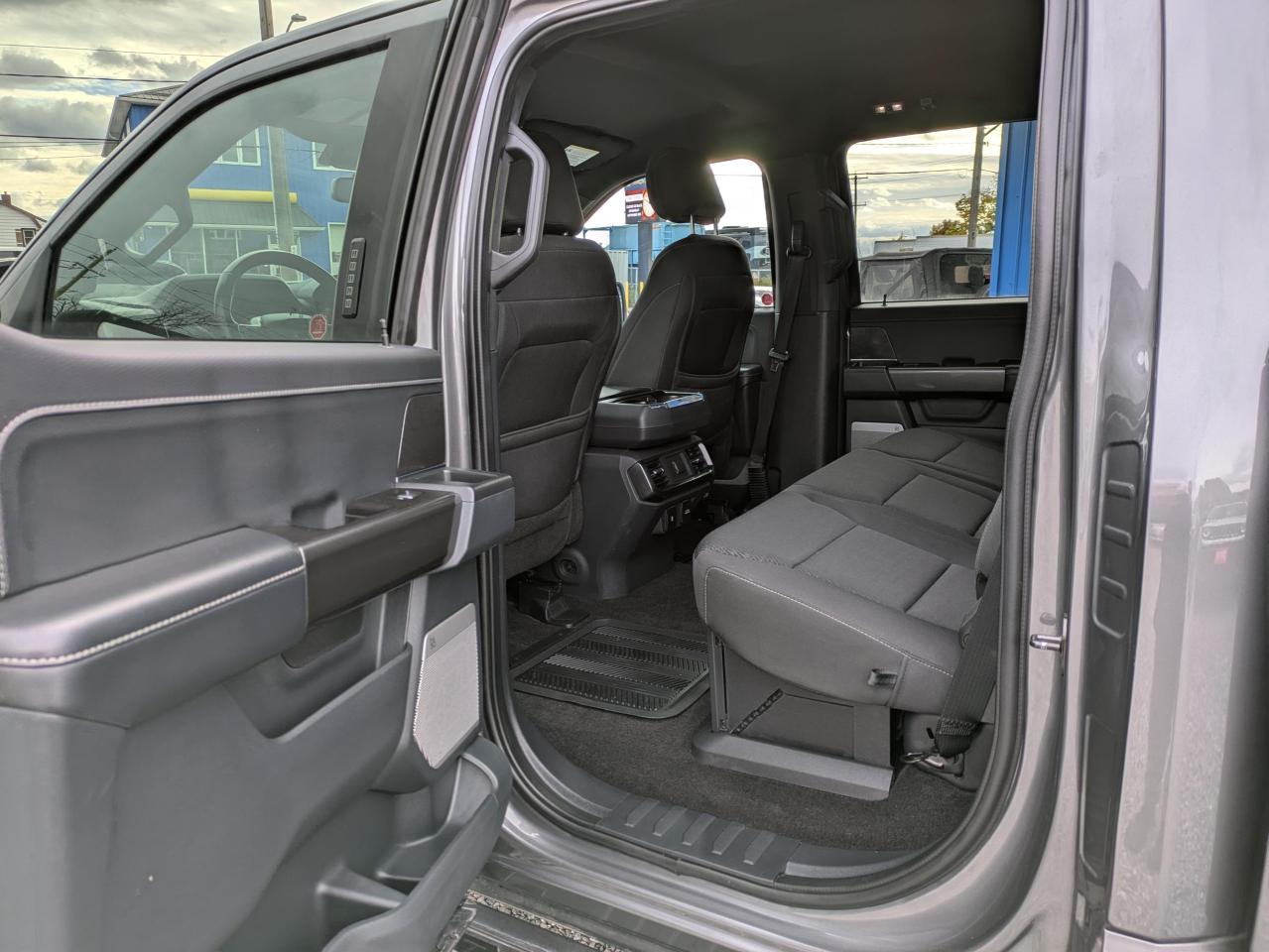 2021 Ford F-150 XLT Photo