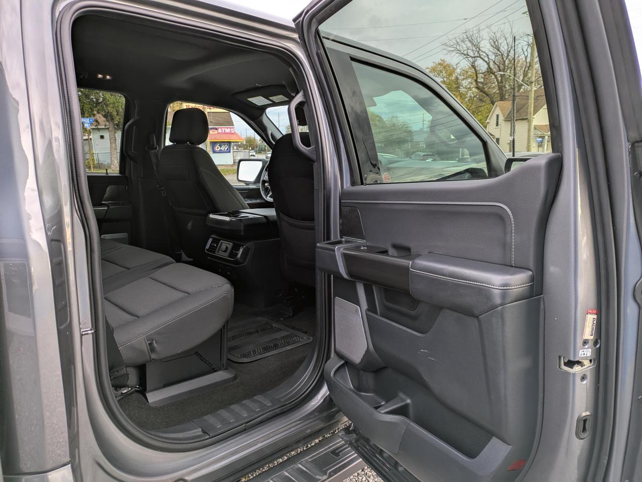 2021 Ford F-150 XLT Photo