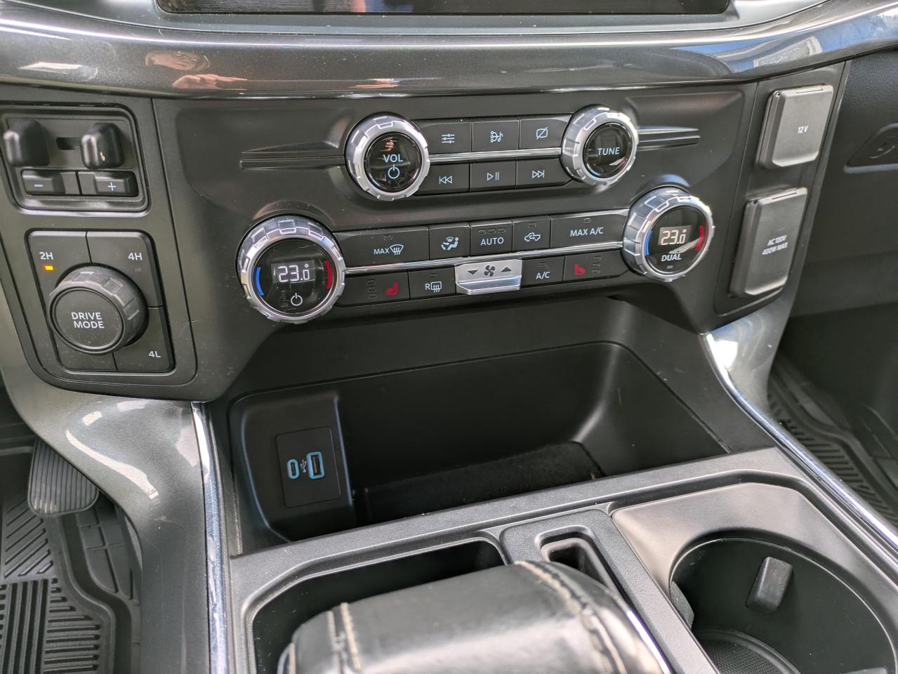 2021 Ford F-150 XLT XLT SUPERCREW 5.5-FT Photo