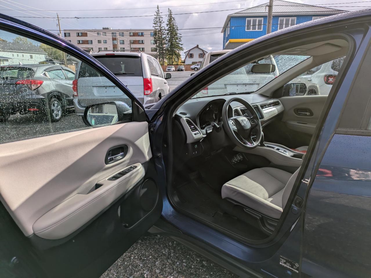 2016 Honda HR-V LX 4WD CVT Photo