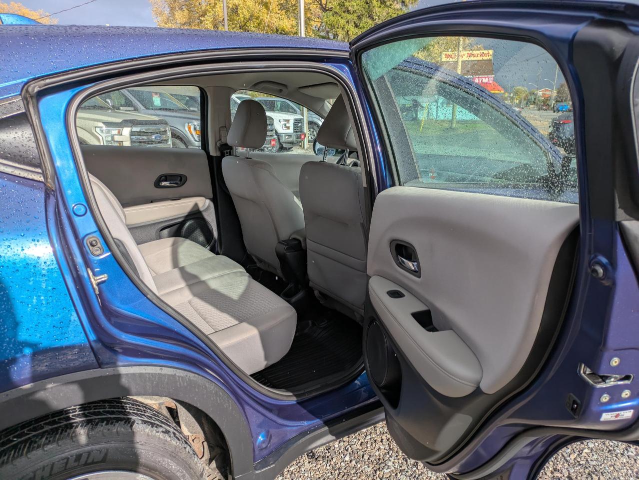 2016 Honda HR-V LX 4WD CVT Photo