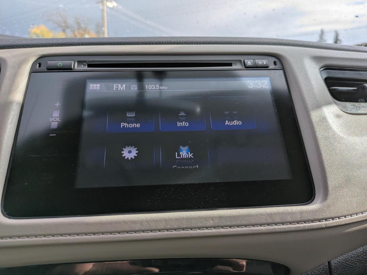 2016 Honda HR-V LX 4WD CVT Photo