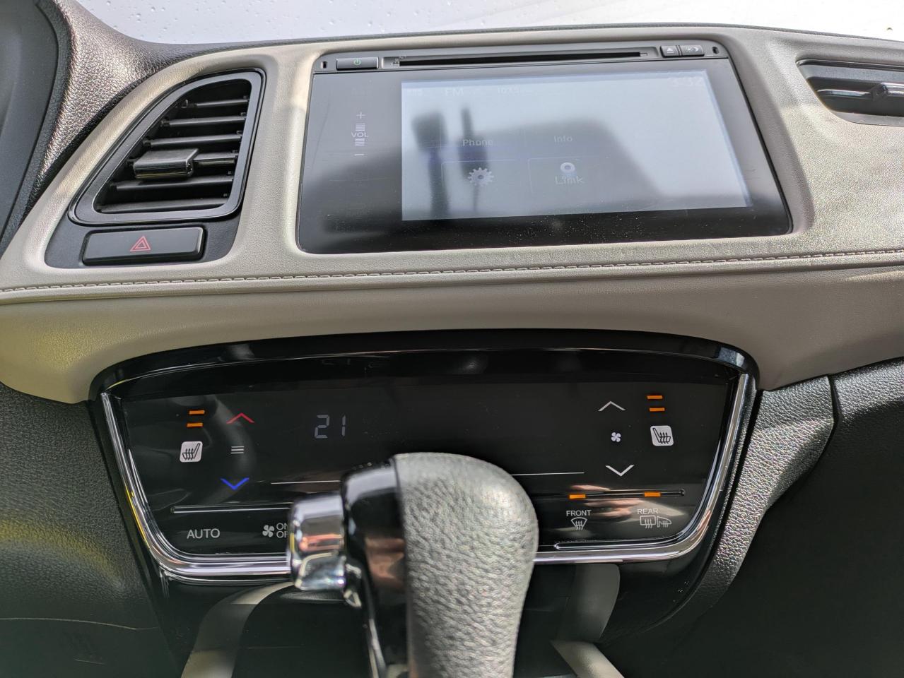 2016 Honda HR-V LX 4WD CVT Photo