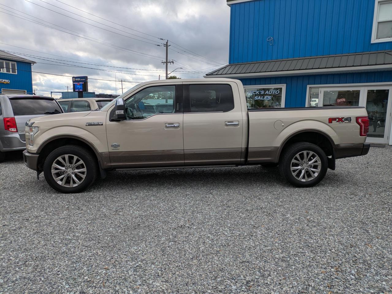 2017 Ford F-150 King Ranch KING-RANCH SUPERCREW Photo