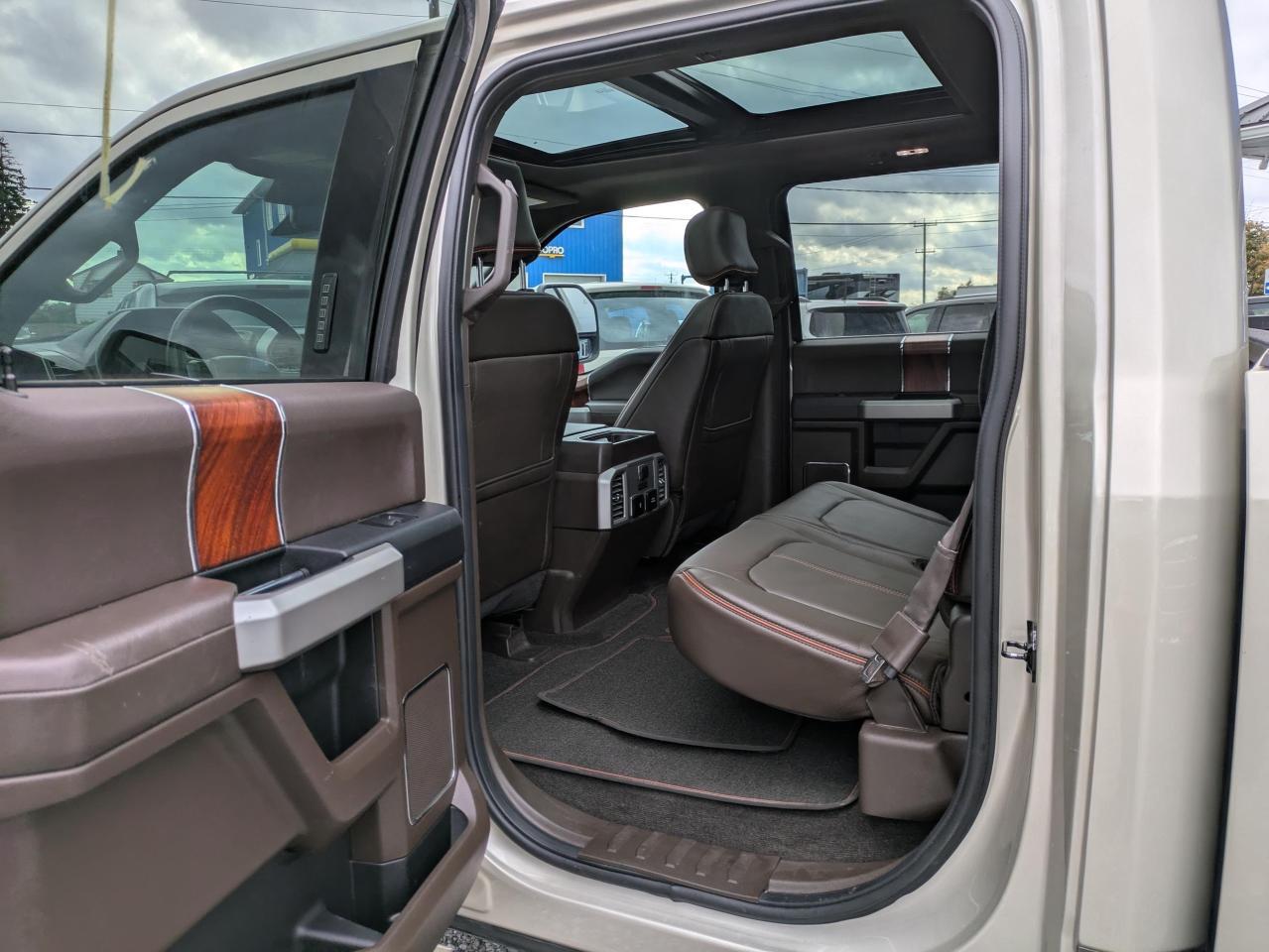 2017 Ford F-150 King Ranch KING-RANCH SUPERCREW Photo