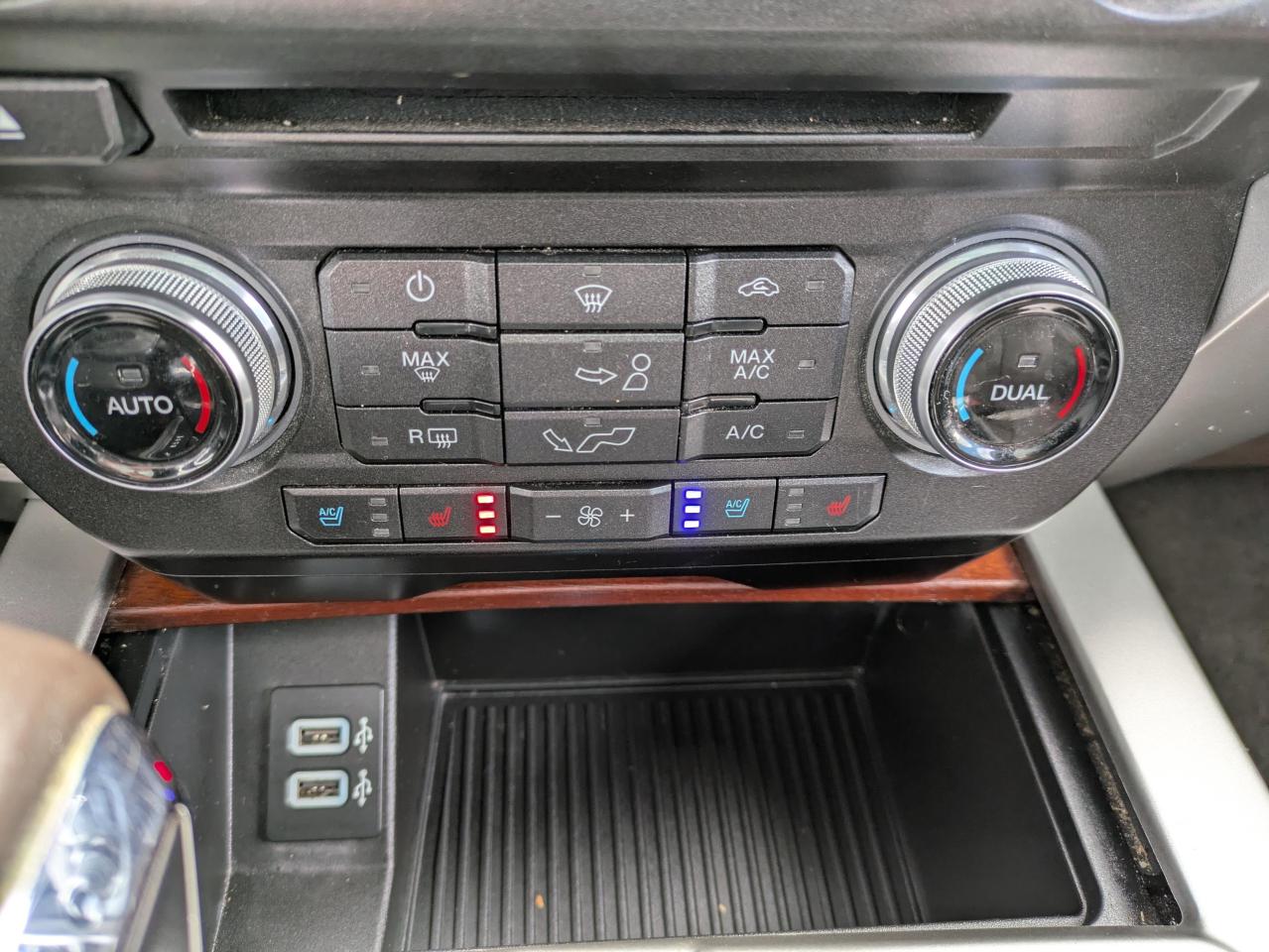 2017 Ford F-150 King Ranch KING-RANCH SUPERCREW Photo