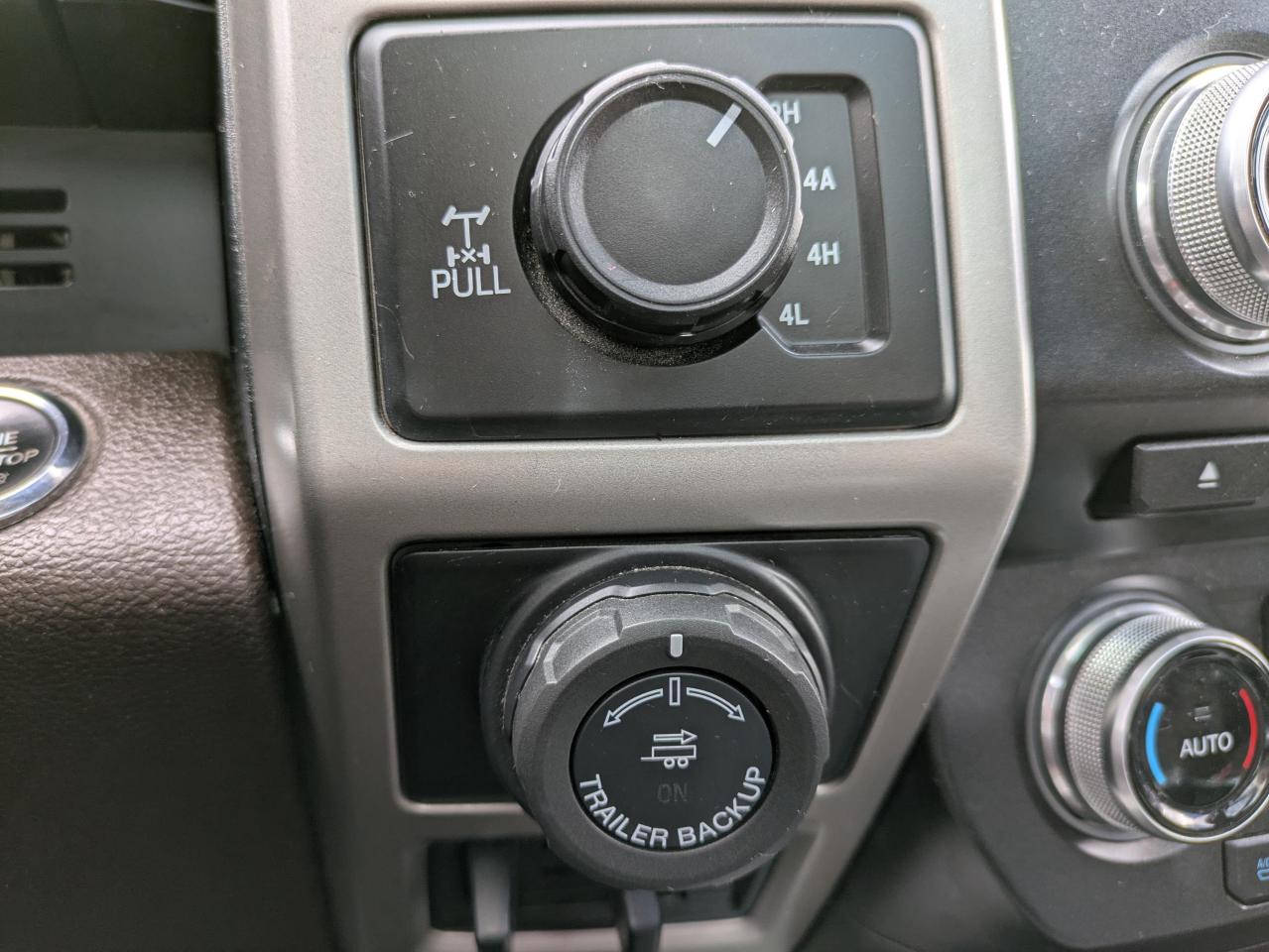 2017 Ford F-150 King Ranch KING-RANCH SUPERCREW Photo