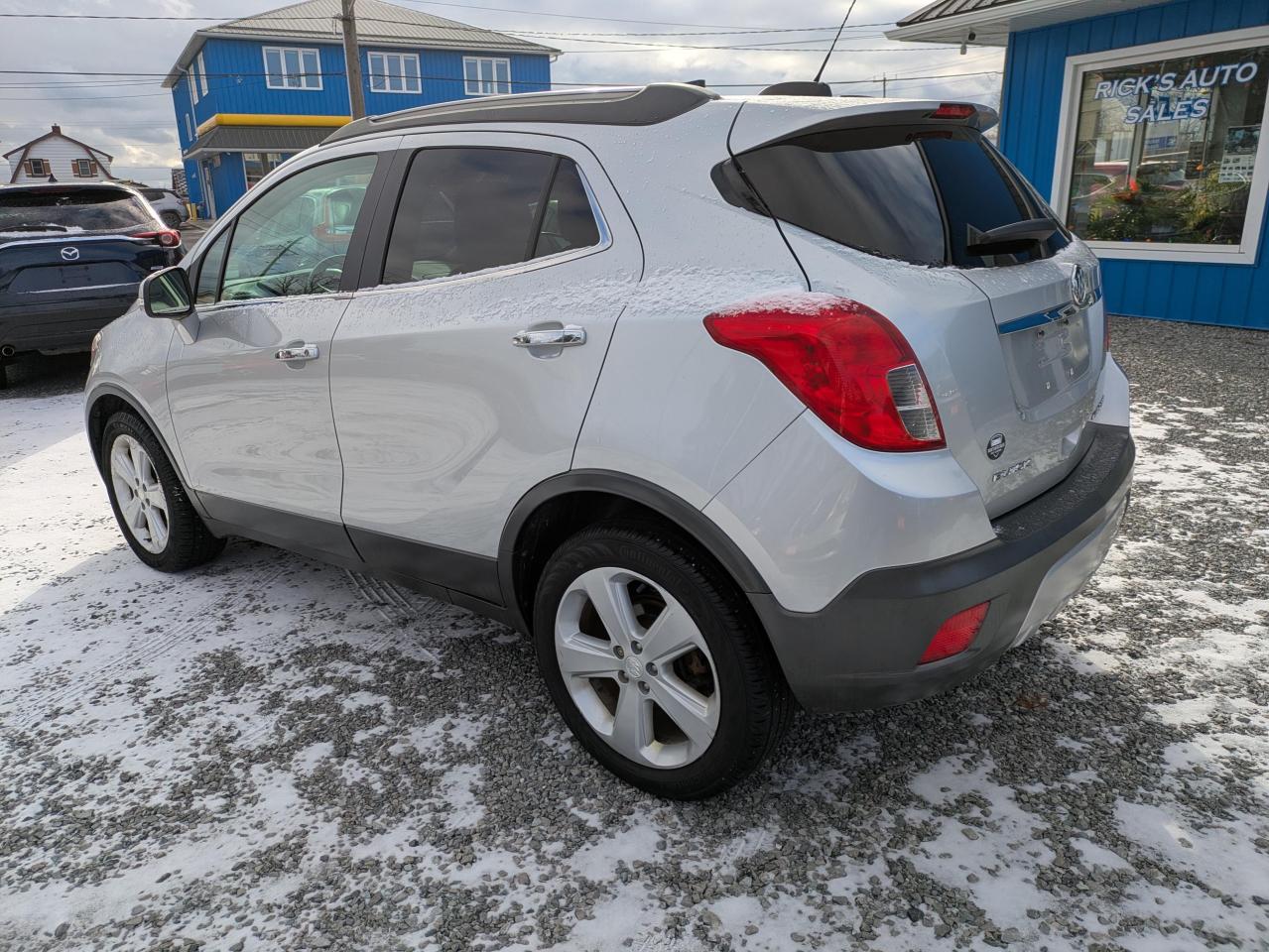 2015 Buick Encore LEATHER FWD Photo2