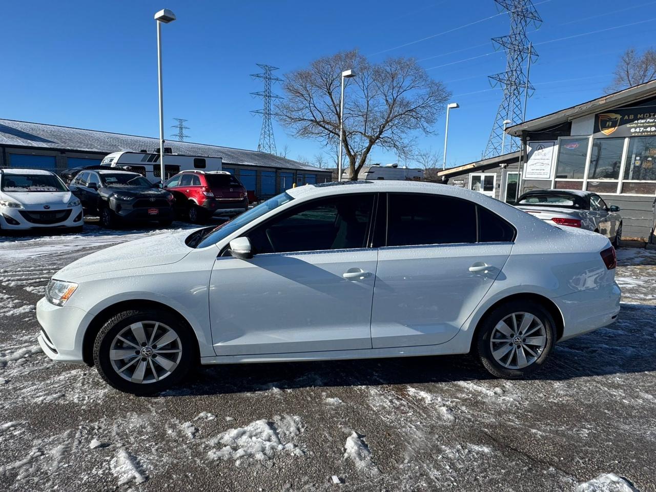 2016 Volkswagen Jetta Trendline Photo