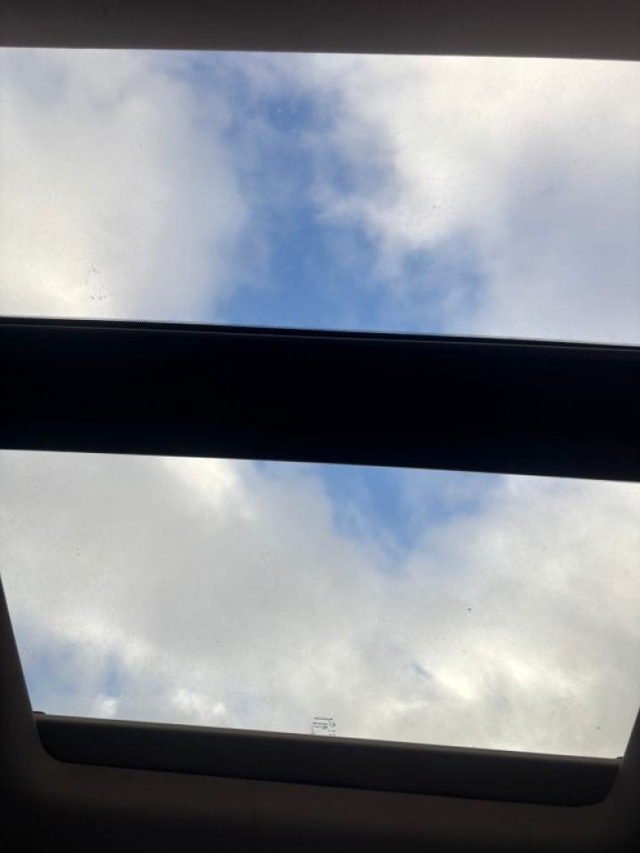 2013 Nissan Pathfinder SL 4dr 4x4 CVT Photo4