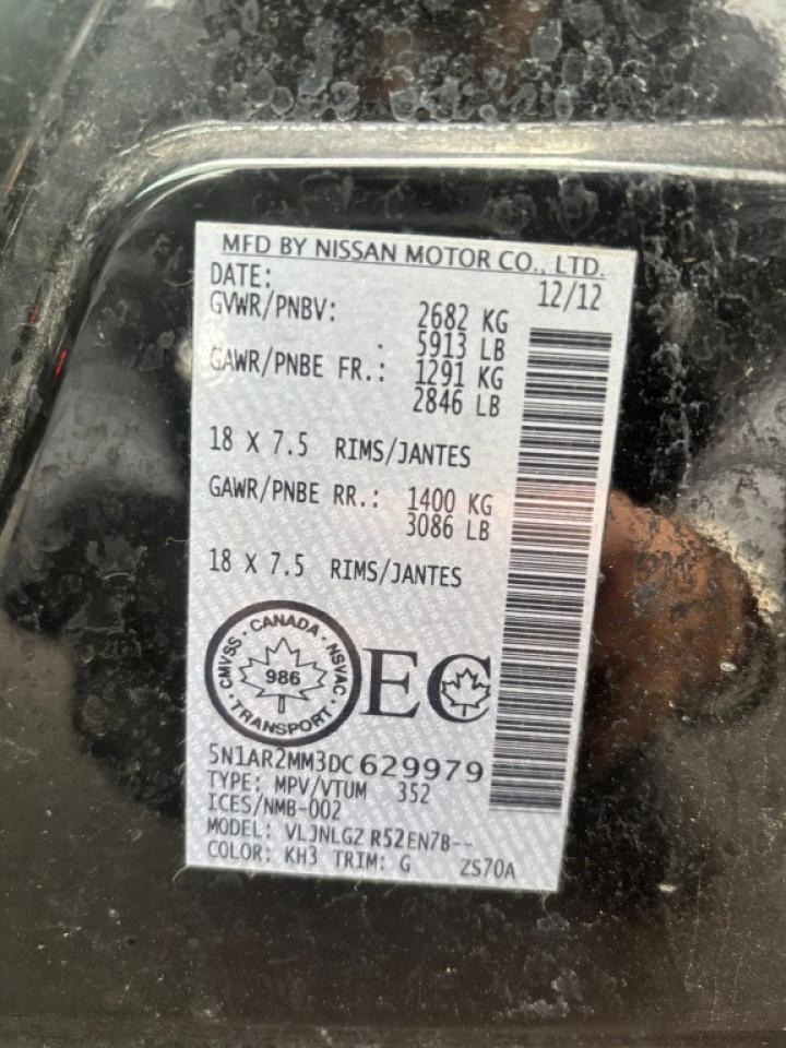 2013 Nissan Pathfinder SL 4dr 4x4 CVT Photo