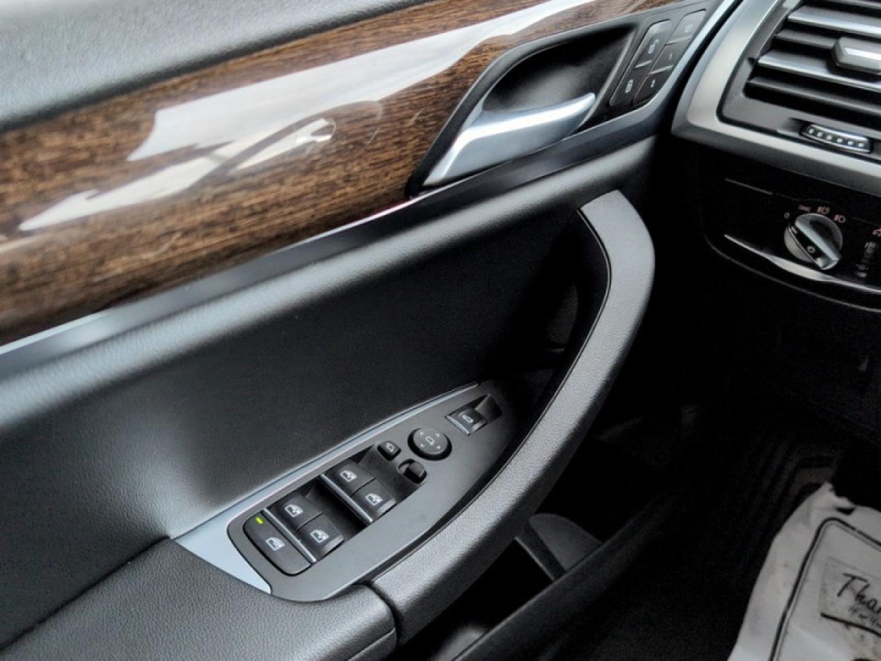 2022 BMW X3 xDrive30i  **CLEAN CARFAX** Photo