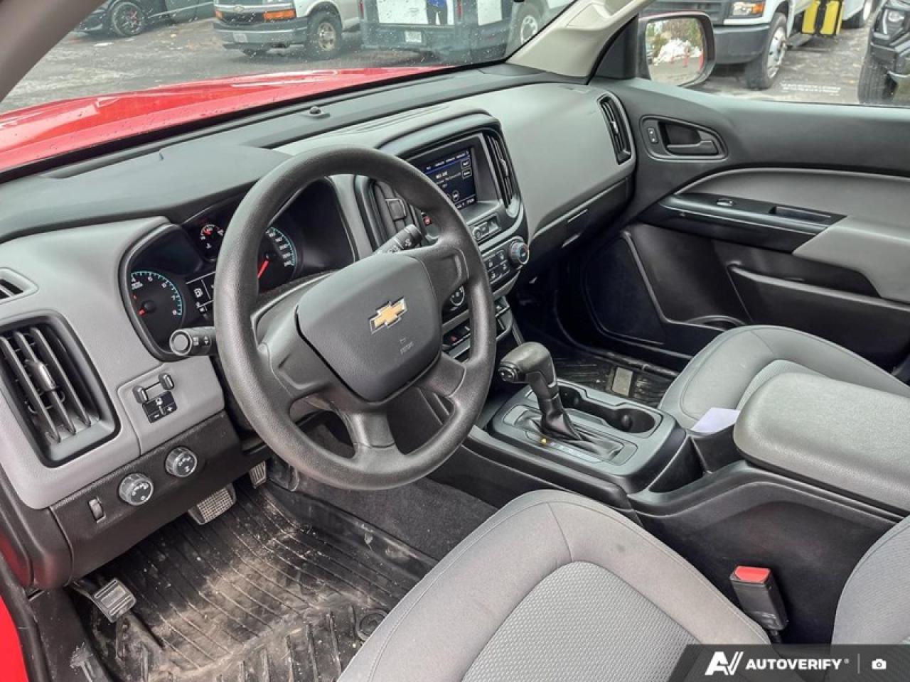 2020 Chevrolet Colorado Custom Special Edition  CUSTOM, CREW, 3.6 V6, 4X4 Photo