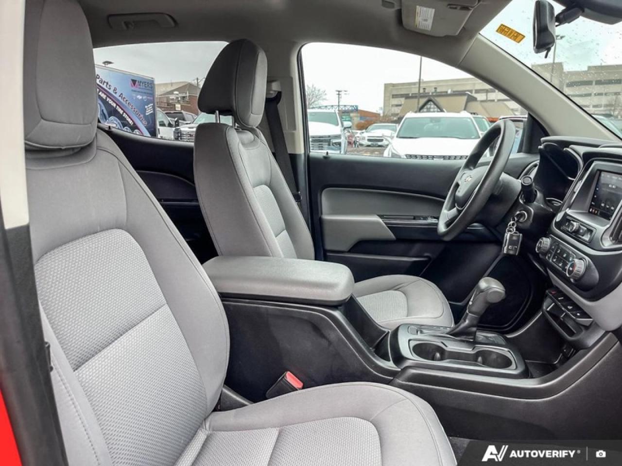 2020 Chevrolet Colorado Custom Special Edition  CUSTOM, CREW, 3.6 V6, 4X4 Photo