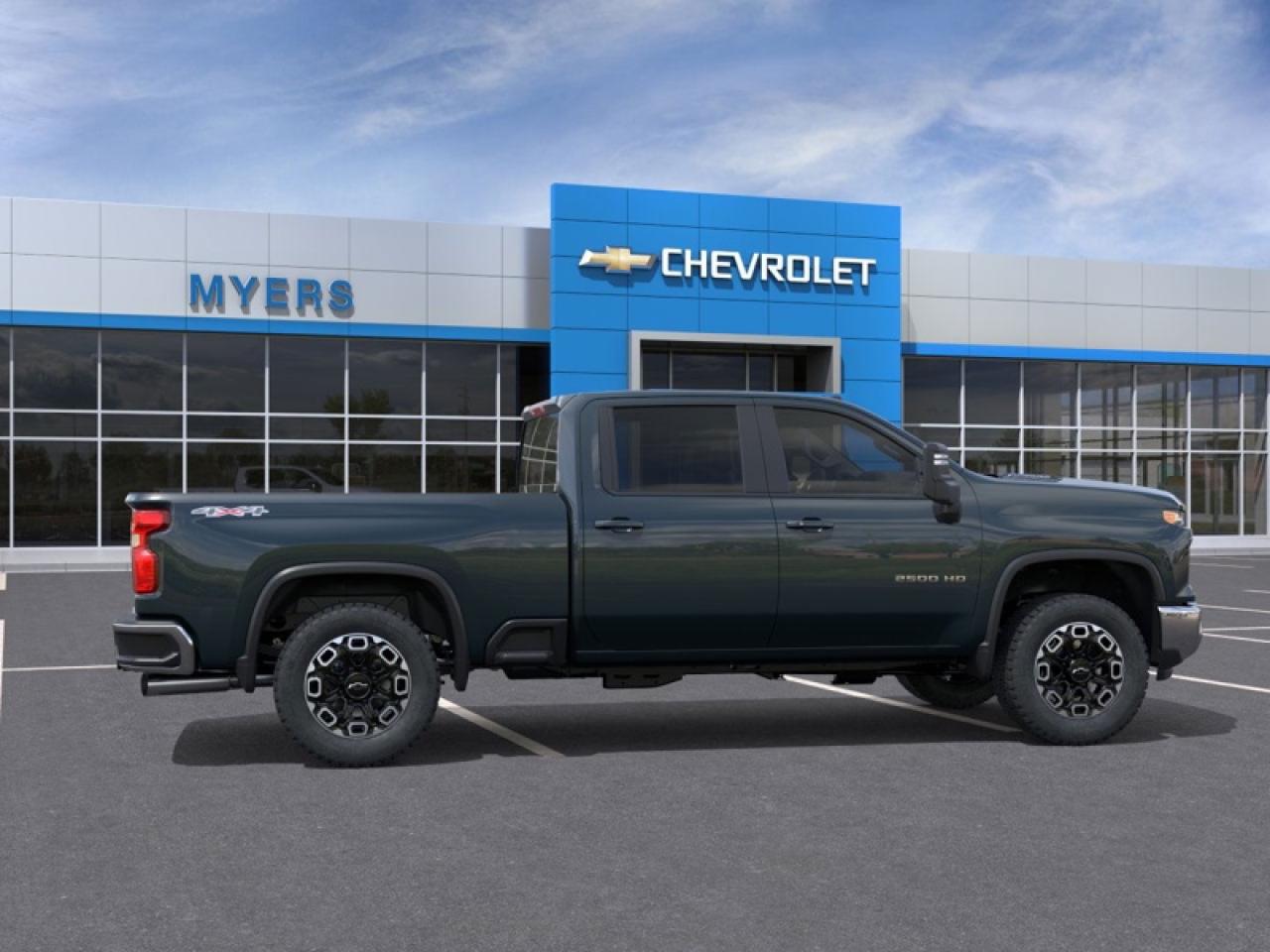 2026 Chevrolet Silverado 2500 HD LT  LT, CREW, 6.6 DURAMAX, CYPRESS METALLIC Photo4