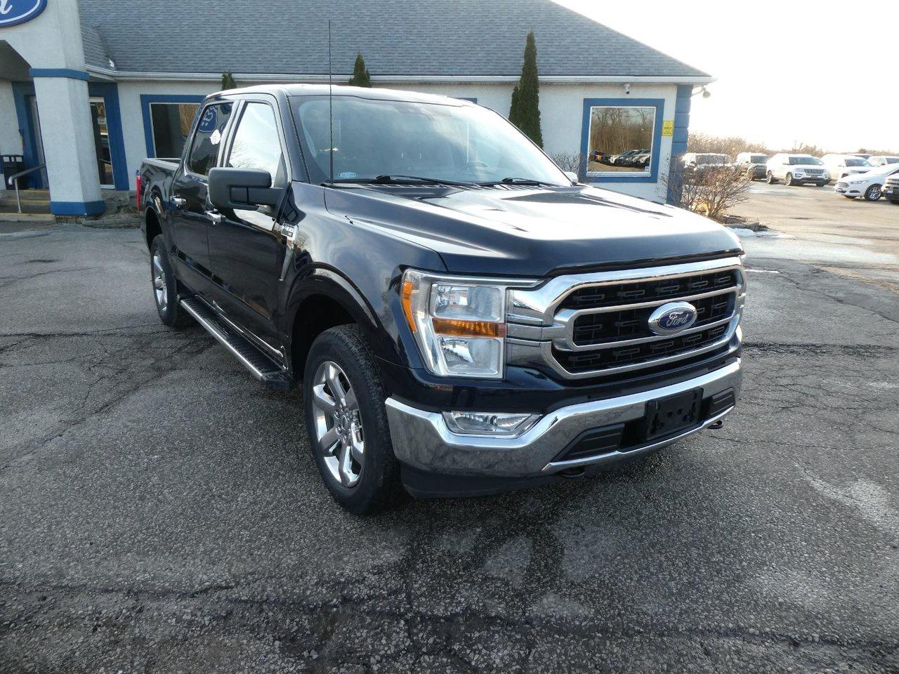 2022 Ford F-150 SUPERCREW XLT Photo