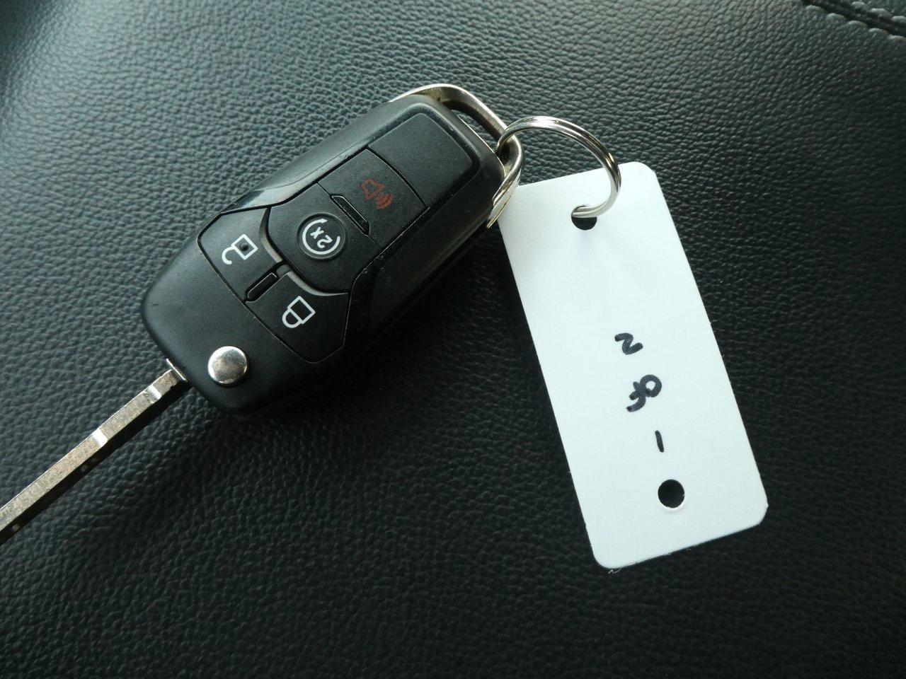 2022 Ford F-150 SUPERCREW XLT Photo