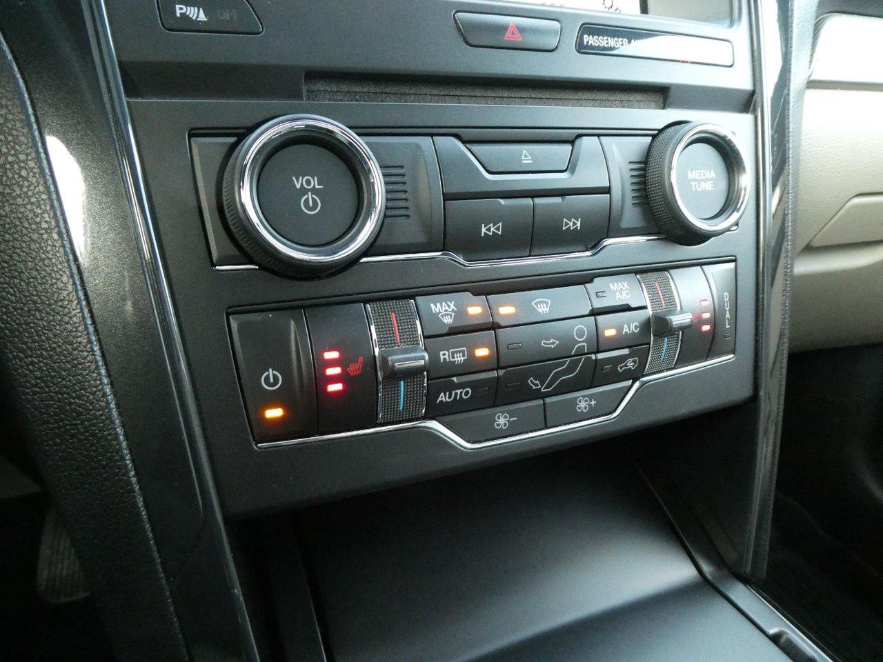 2018 Ford Explorer XLT XLT Photo