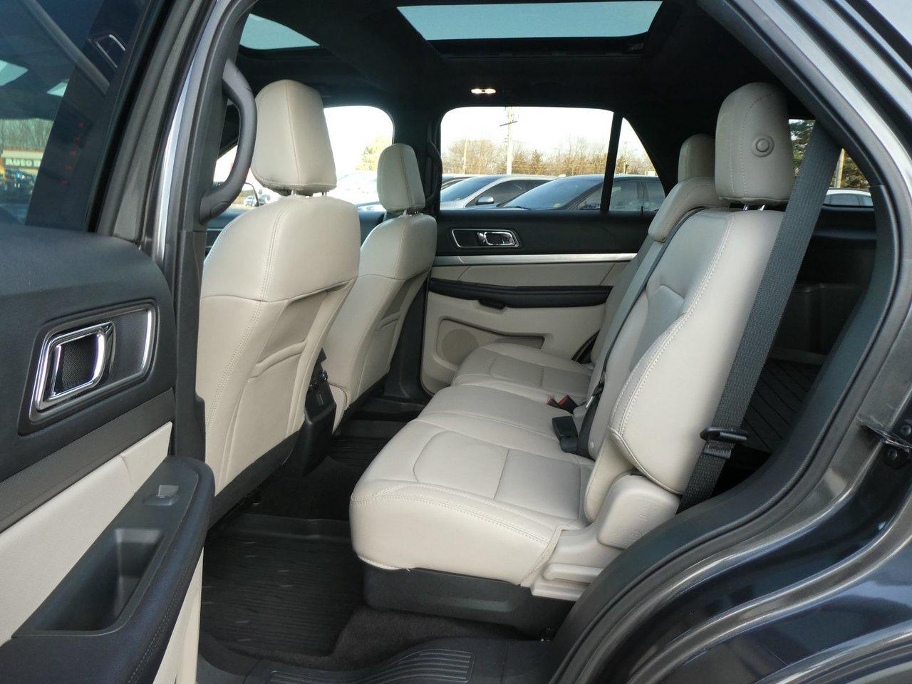 2018 Ford Explorer XLT XLT Photo