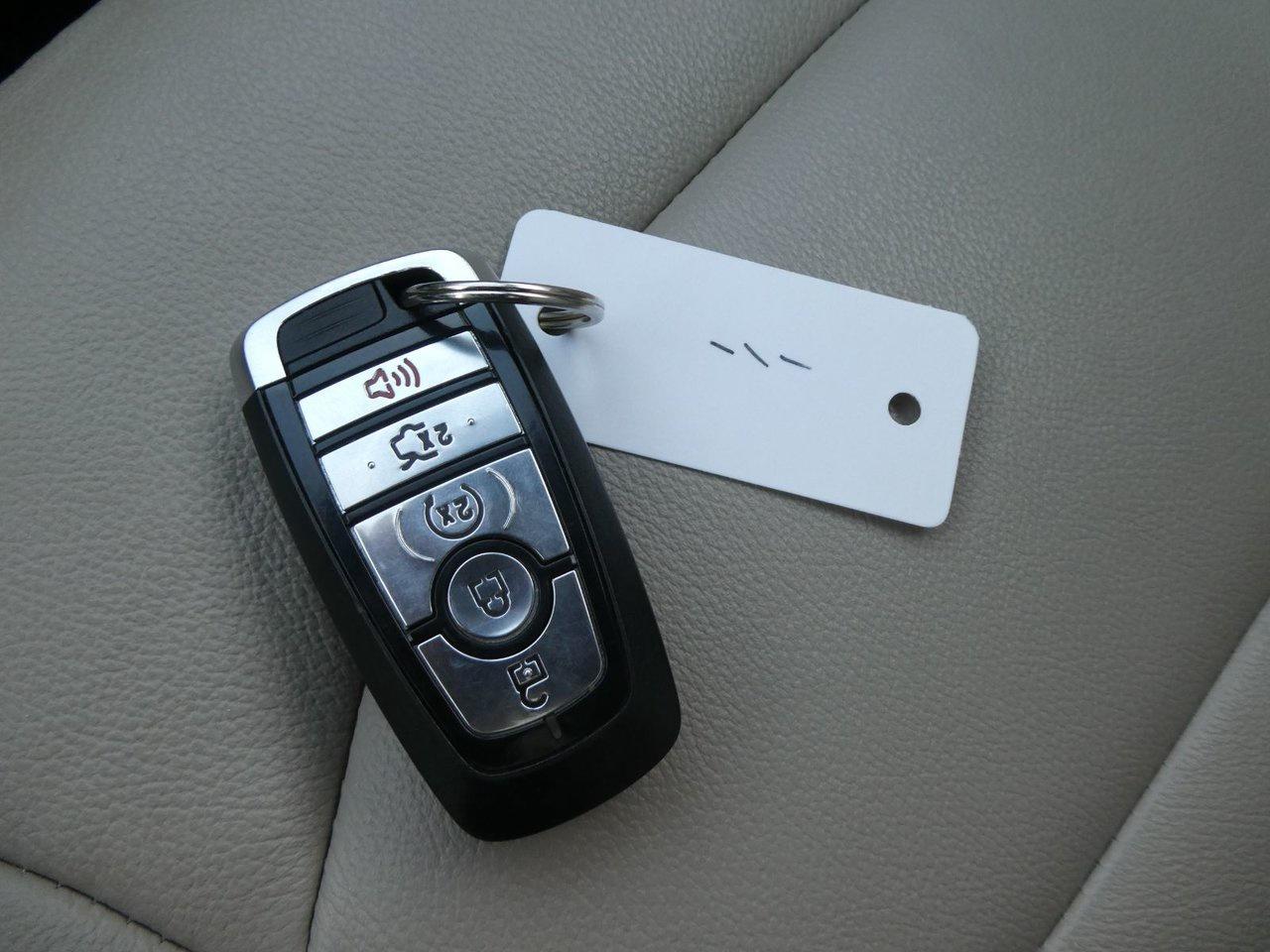 2018 Ford Explorer XLT XLT Photo