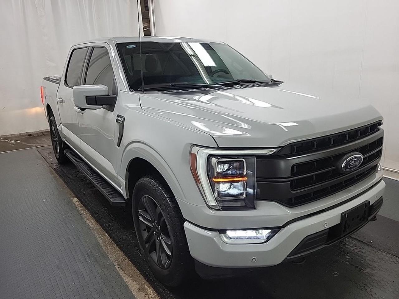2023 Ford F-150 Lariat Photo1