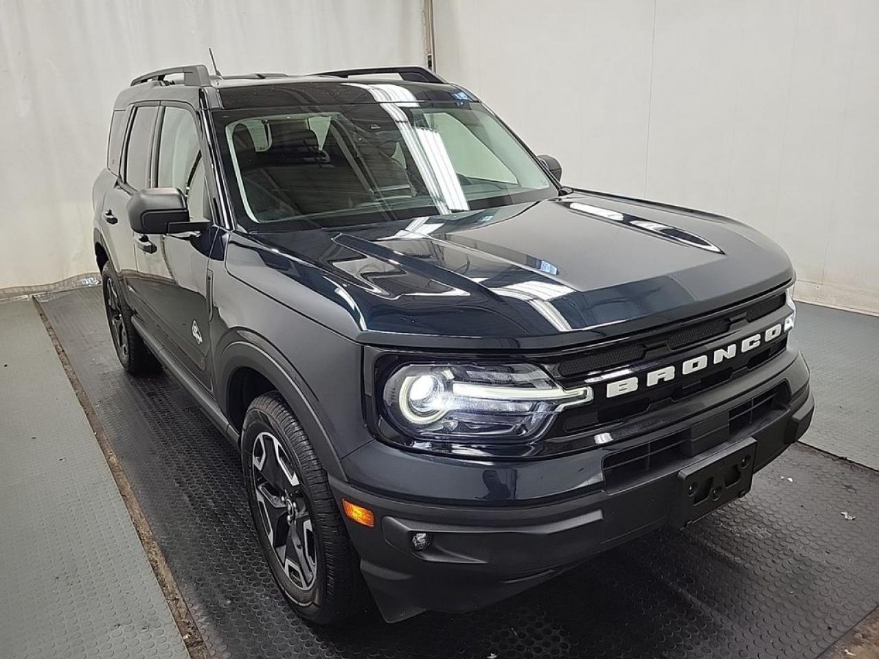 2021 Ford Bronco Sport Outer Banks Photo1