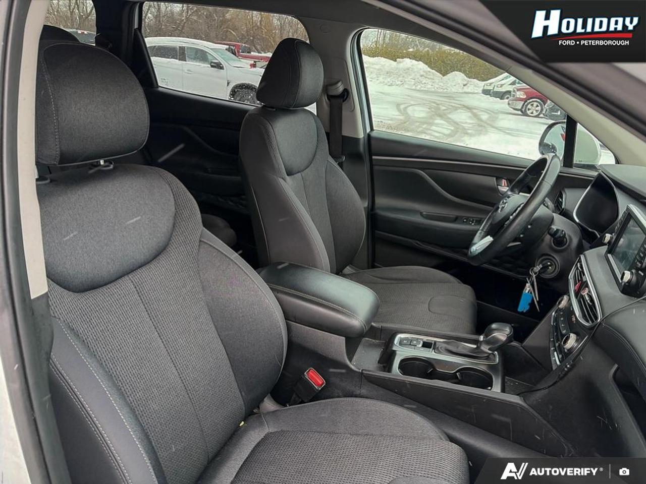 2019 Hyundai Santa Fe ESSENTIAL Photo