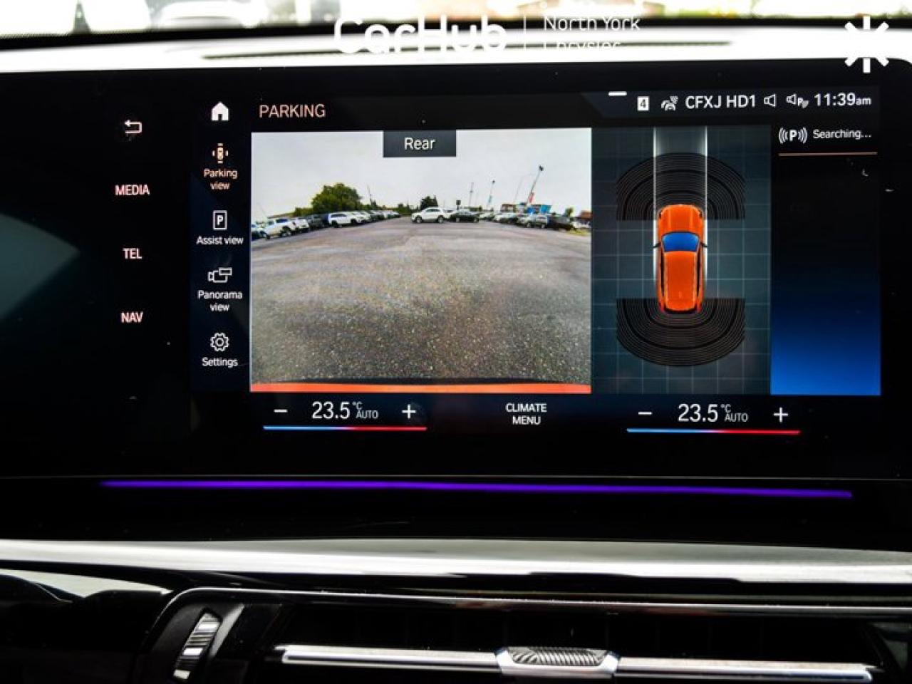 2023 BMW X1 xDrive28i Panoroof Heated Seats Navi Backup Cam Bluetooth Lane Departure Warning Photo