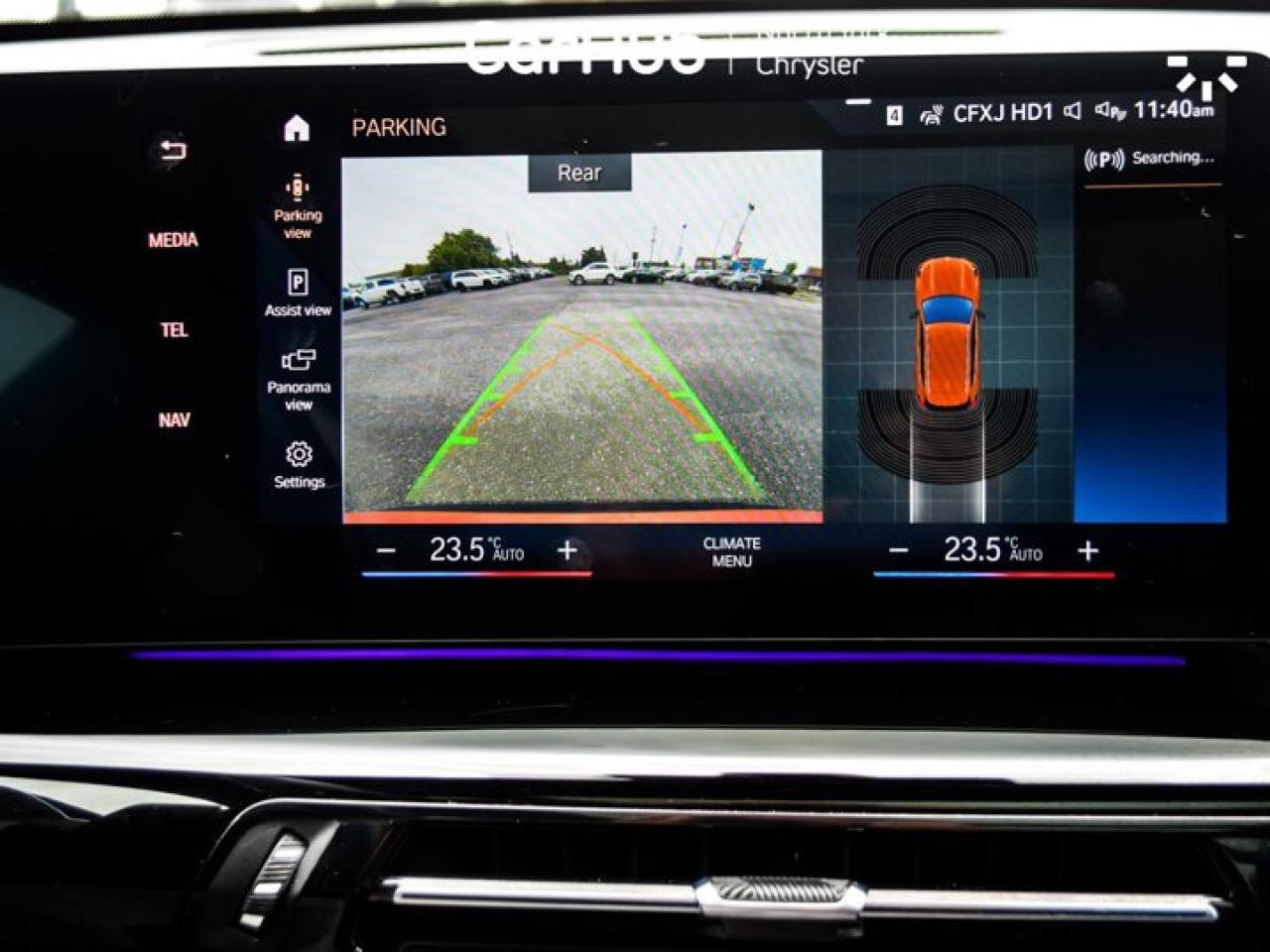 2023 BMW X1 xDrive28i Panoroof Heated Seats Navi Backup Cam Bluetooth Lane Departure Warning Photo