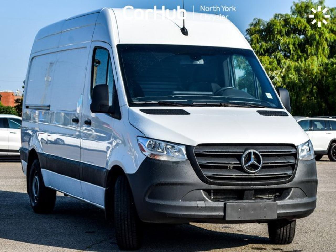 2024 Mercedes-Benz Sprinter Cargo Van BASE Photo2