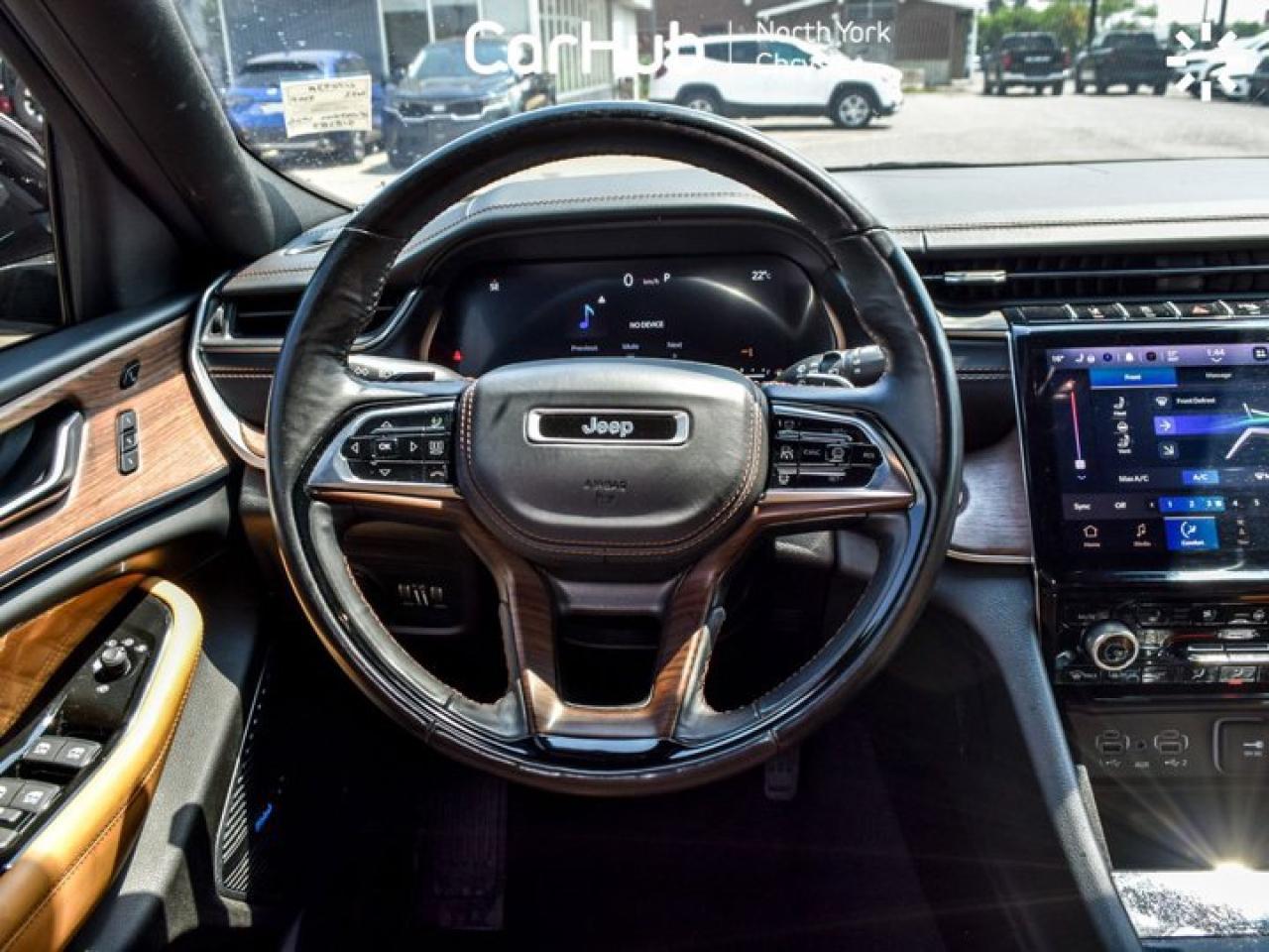 2022 Jeep Grand Cherokee L Summit Photo