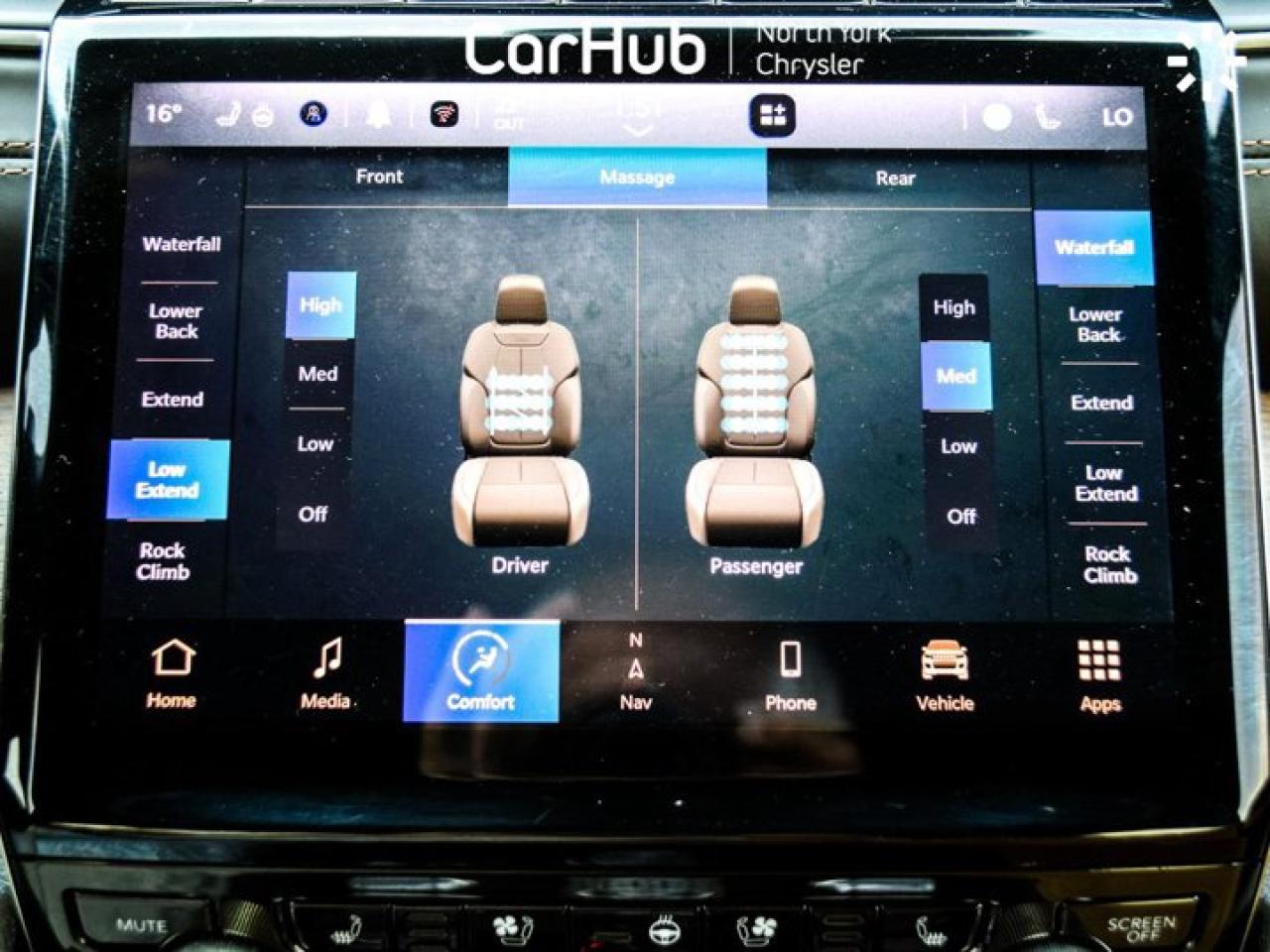 2022 Jeep Grand Cherokee L Summit Photo