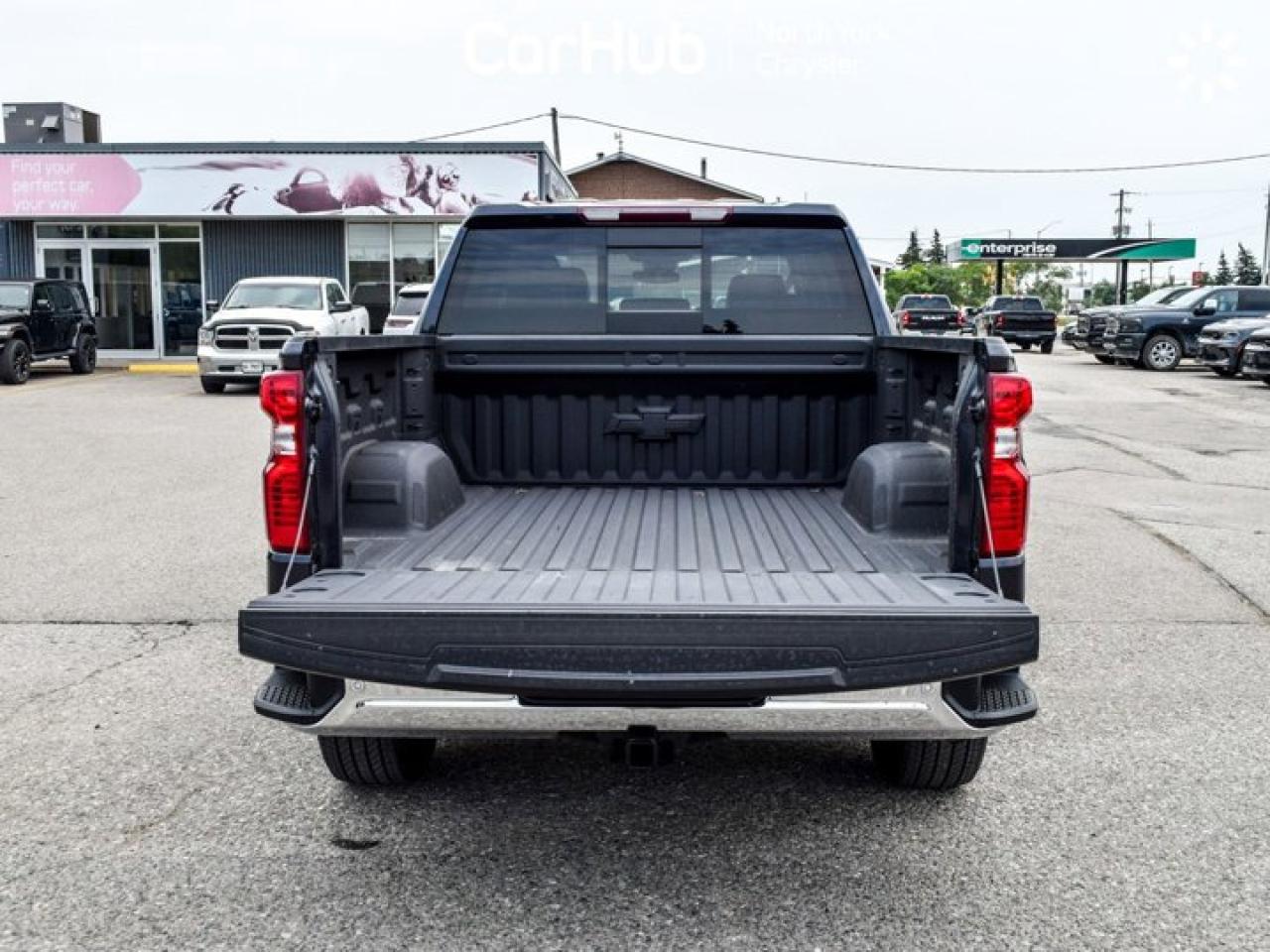 2023 Chevrolet Silverado 1500 LT Photo
