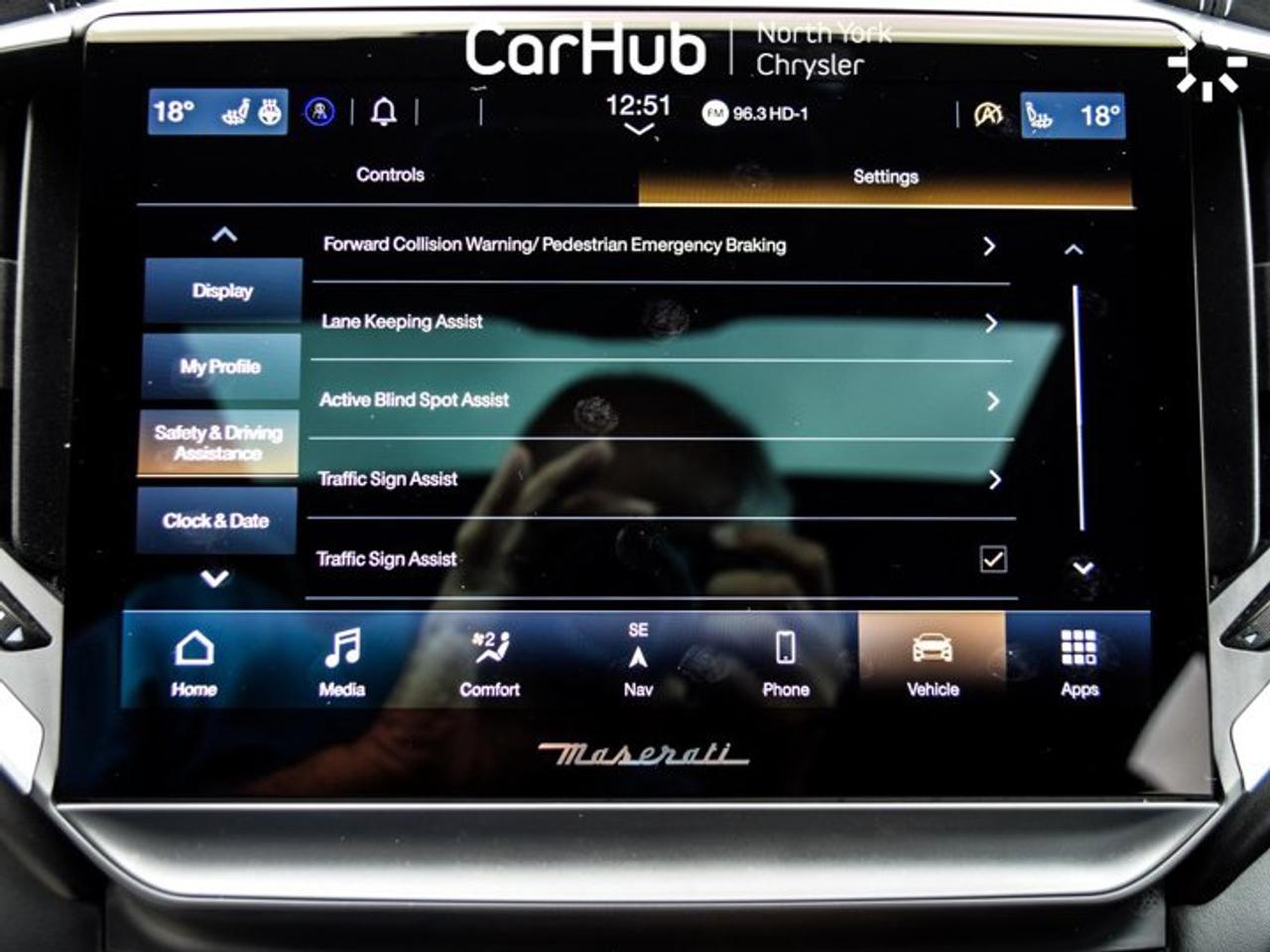 2021 Maserati Ghibli S Q4 GranLusso Sunroof 360 Cam Navi Bowers & Wilkins Active Blind Spot Assist Photo