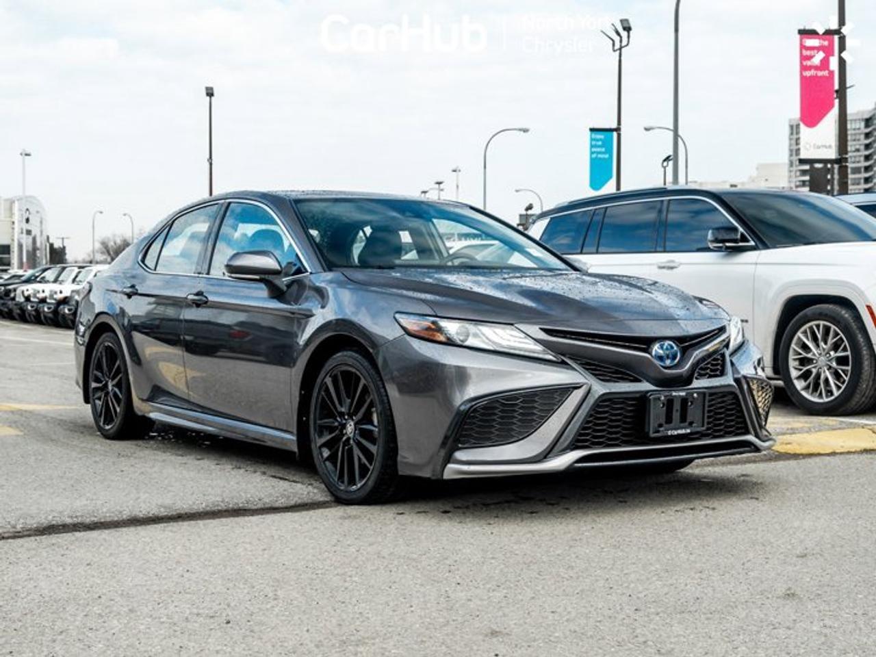 2022 Toyota Camry Hybrid XSE Sunroof Heated Seats & Wheel Lane Departure Warning Photo4