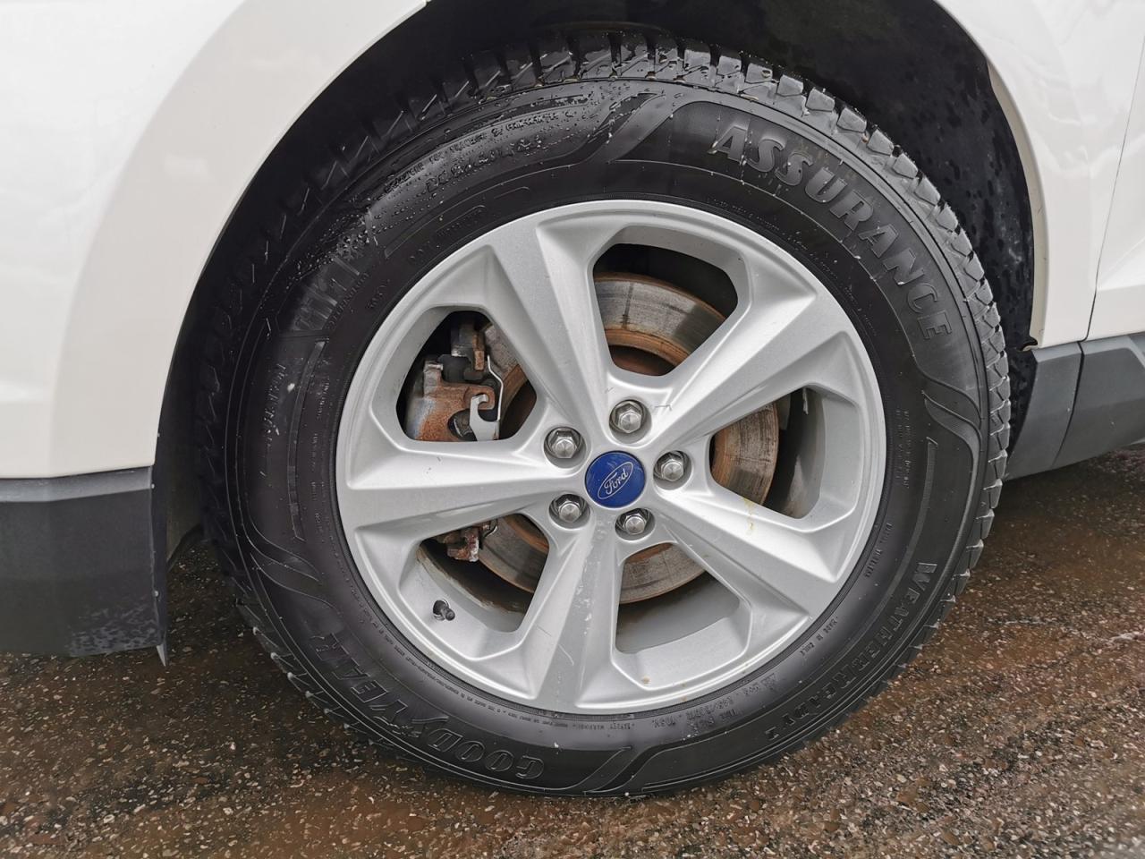 2018 Ford Edge SEL AWD Photo