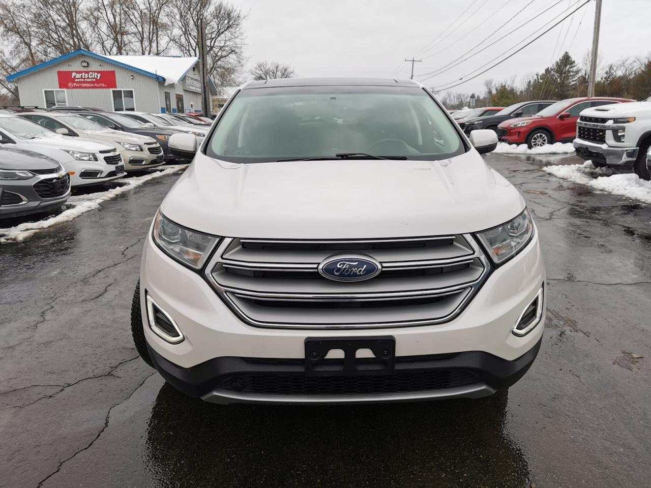 2018 Ford Edge SEL AWD Photo