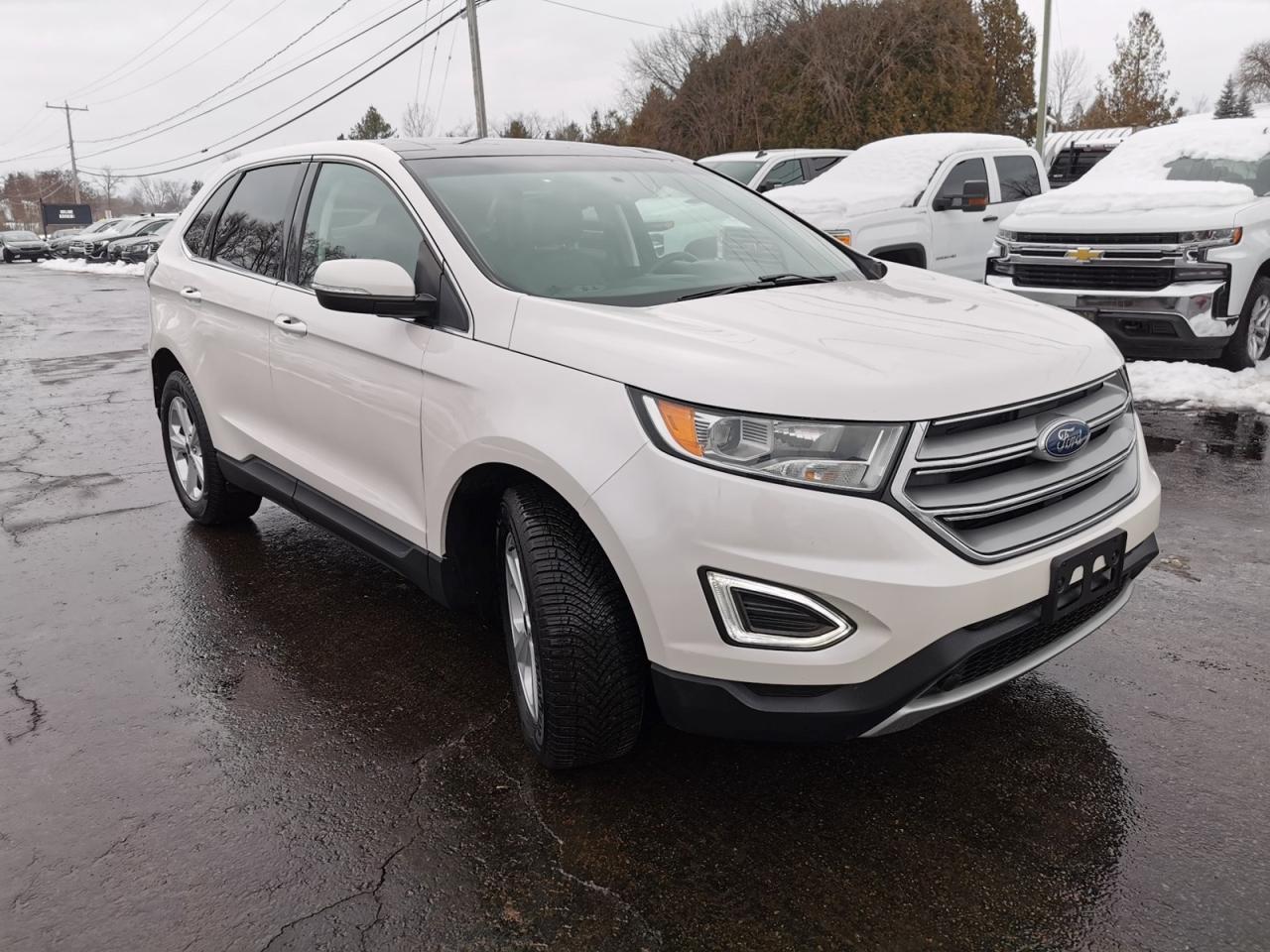 2018 Ford Edge SEL AWD Photo