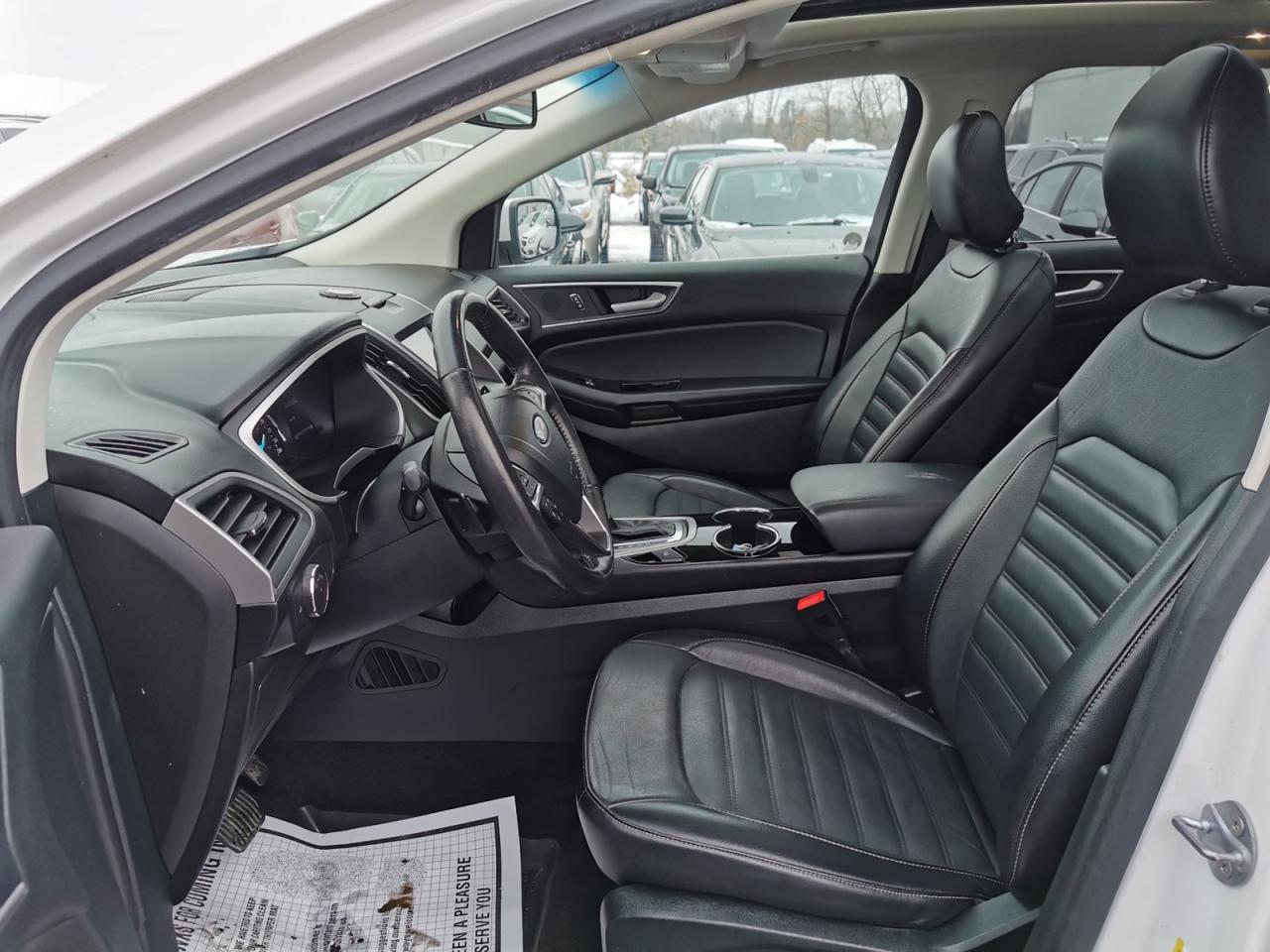 2018 Ford Edge SEL AWD Photo