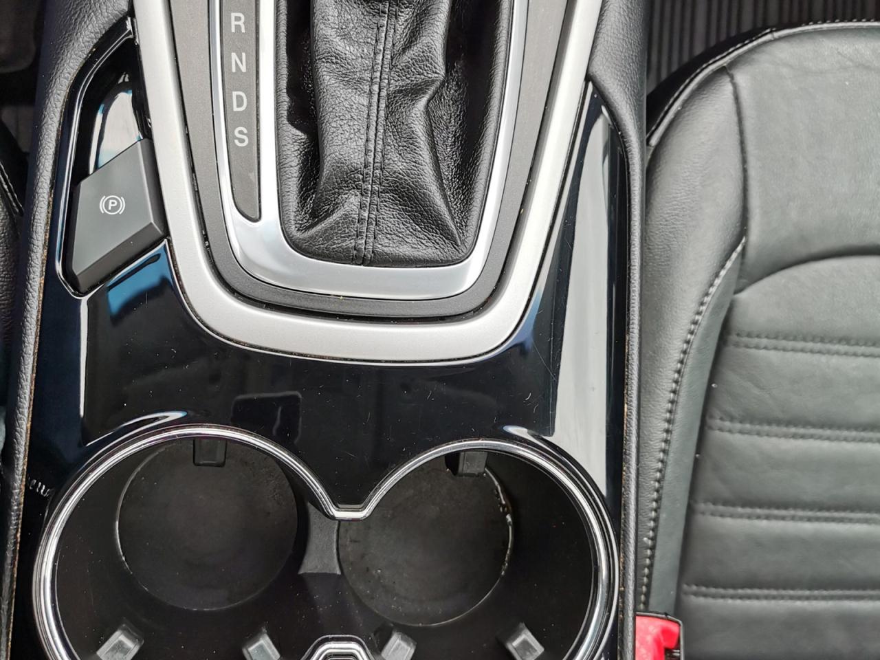 2018 Ford Edge SEL AWD Photo